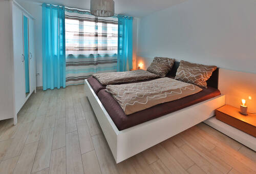 Schlafzimmer 2.jpg - 