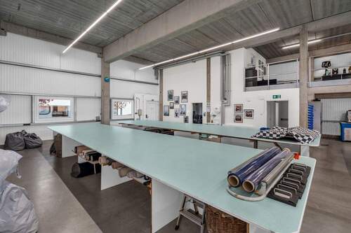 Bild 2 - Halle zum Kaufen in Bodman-Ludwigshafen / Bodman