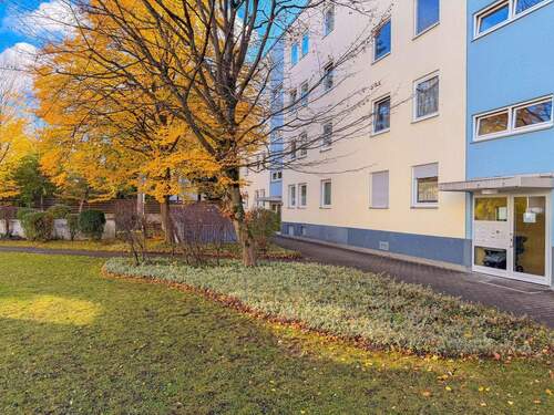 Außenansicht - 3 Zimmer Etagenwohnung zum Kaufen in München