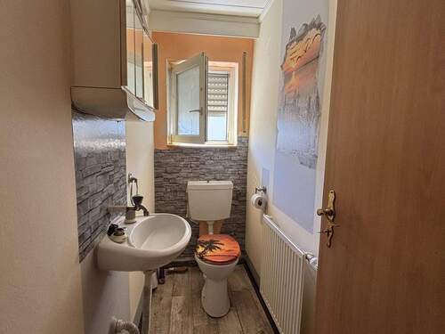 Sep. WC Erdgeschoss - 