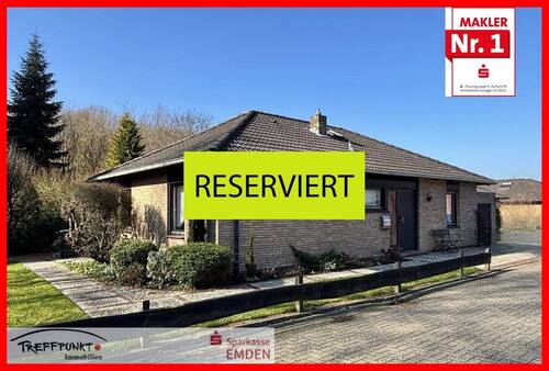 Frontansicht - Bungalow in ruhiger Lage - 175.000,00&nbsp;EUR Kaufpreis, ca.&nbsp; 90,60&nbsp;m&sup2;&nbsp;Wohnfl&auml;che