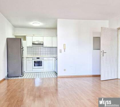 Einbauküche - 2 Zimmer Etagenwohnung in Würzburg