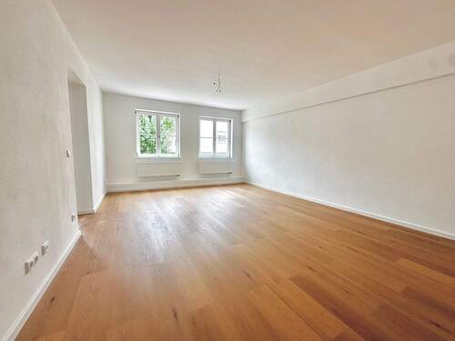 Großzügiger Wohnbereich - 3 Zimmer Etagenwohnung in Marktl