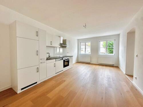 Küche mit großem Essplatz - Etagenwohnung mit 100,80 m&sup2; in Marktl zur Miete