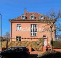 Geräumige Doppelhaushälfte mit großer Raumvielfalt und 7 Zimmern - Duisburg Alt-Homberg