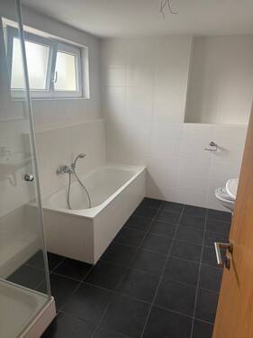 Badezimmer II.JPG - 