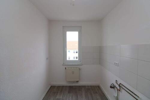 Beispiel Küche - 2 Zimmer Etagenwohnung in Freiberg