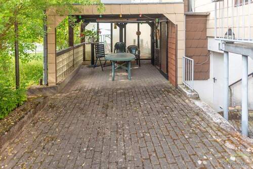 Überdachte Terrasse - Einfamilienhaus mit 98,00 m² in Völklingen zum Kaufen