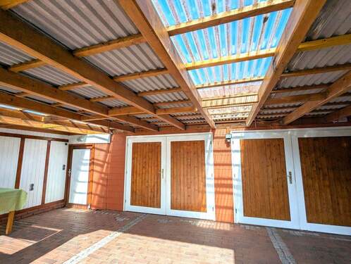 Garage - 