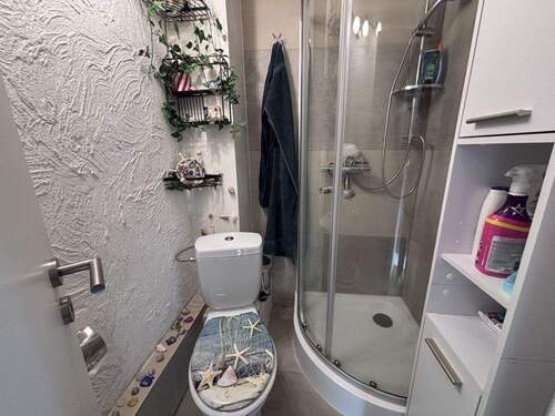 Zusätzliches Duschbad - 