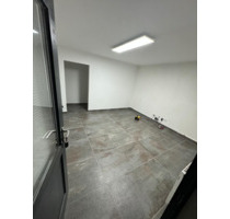 Helles 20 m² Büro im ruhigen Hinterhof in Köln-Südstadt - Ideal für Freelancer