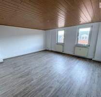 Neu renovierte 3-Raum-Dachgeschosswohnung in zentrumsnaher Lage - Aue-Bad Schlema