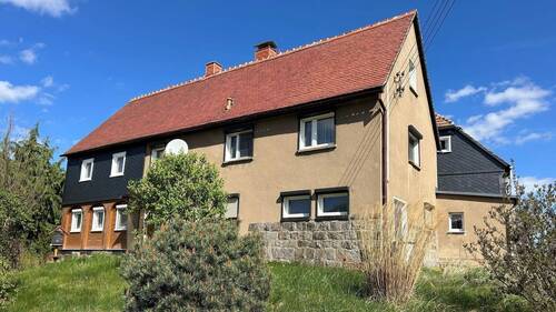 Straßenansicht - 6 Zimmer Einfamilienhaus zum Kaufen in Lawalde-Lauba