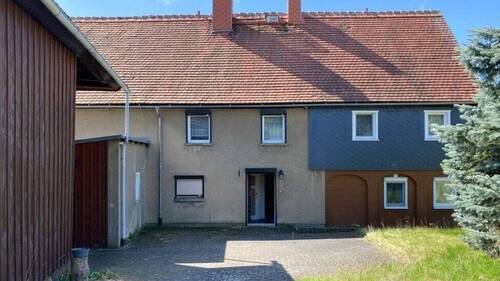 Hofansicht - Einfamilienhaus mit 160,00 m² in Lawalde-Lauba zum Kaufen