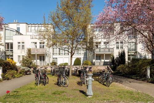 Außenbereich-Wohnanlage - 