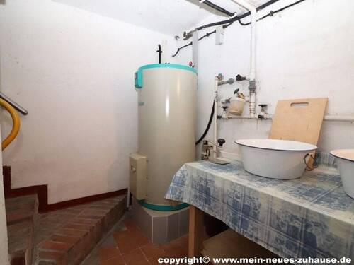 Bild 14 Warmwasserspeicher - 