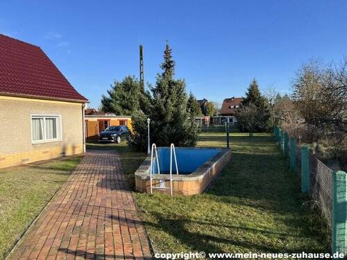 Bild 2 Hofansicht - 4 Zimmer Einfamilienhaus zum Kaufen in Großräschen