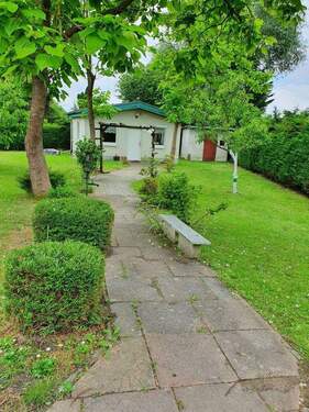 Haus mit Gartenfläche - Charmantes Wochenendhaus mit Garten am Havelsee - ganzjährig nutzbar!