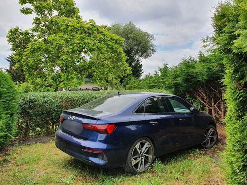 PKW‑Stellplatz am Grundstück - 