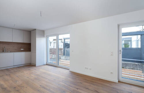 Essbereich - 4 Zimmer Mehrfamilienhaus, Wohnhaus zum Kaufen in Karlsfeld