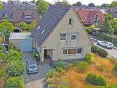 Frontansicht - 5 Zimmer Einfamilienhaus zum Kaufen in Elmshorn