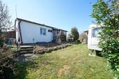 Haupteingang mit Ansicht Garten.jpg - 