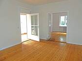 Wohn u. Esszimmer EG mit Loggi - 7 Zimmer Mehrfamilienhaus, Wohnhaus in Berlin
