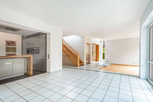 Wohnzimmer - Einfamilienhaus mit 265,00 m² in Hamburg zum Kaufen