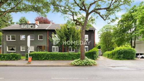 Außenansicht 1 - Für Visionäre & Familienmenschen - Haus mit Gartenidylle und drei getrennten Wohneinheiten