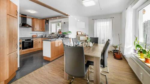 Esszimmer 1 - 4 Zimmer Etagenwohnung zum Kaufen in Brigachtal