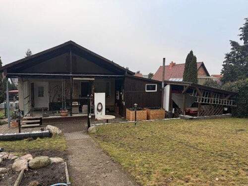 Rückansicht - Mehrfamilienhaus, Wohnhaus mit 158,00 m&sup2; in Neubrandenburg zum Kaufen