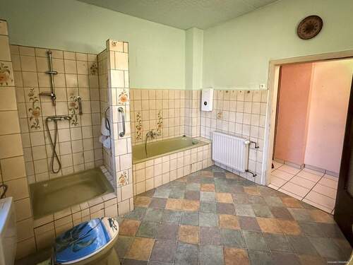 Badezimmer Erdgeschoss - 