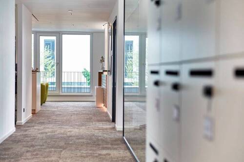 Offene Arbeitsplätze 2 - CoOffice Oberhaching: Offene Arbeitsplätze mit Top-Service & 247 Zugang