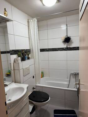 Bad - 5 Zimmer Etagenwohnung in Esslingen