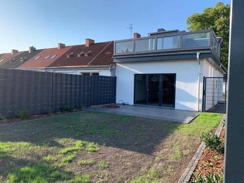 Gartenblick auf das Haus - 