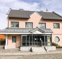 Wohn- und Geschäftshaus (ehemaliges Bankgebäude) in zentraler Lage in Fürstenstein