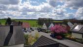 Aussicht - Helle 4-Zi-Whg., ca. 98 m² mit überdachten Balkon und Tageslichtbad - nahe Herzogspark
