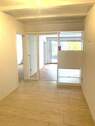 
Schöner Dielenbereich mit Blick zum Wohnraum - Terrassenwohnung mit 61,00 m² in Bonn zur Miete