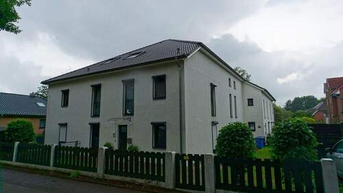 Außenansicht - Stilvolle 3-Zimmer-Wohnung in attraktiver Lage