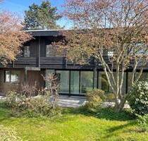 Großzügige Maisonettewohnung mit eigenem Garten - Hamburg Sasel