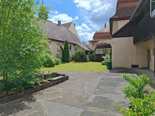 Garten/ Hof - 
