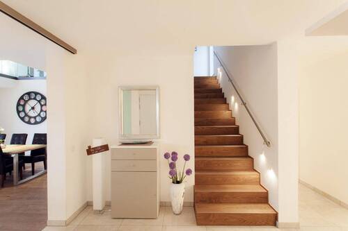 Treppe mit Beleuchtung - 