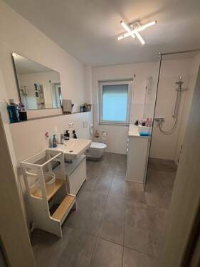 Bad.jpg - 3 Zimmer Etagenwohnung zur Miete in Mühlingen