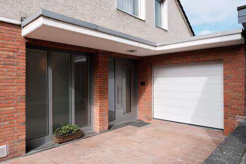 Hausansicht - 6 Zimmer Doppelhaushälfte zum Kaufen in Wesseling / Keldenich