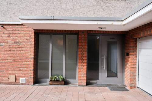 Hauseingang - 6 Zimmer Doppelhaushälfte in Wesseling / Keldenich