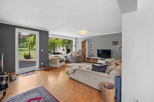 Wohnbereich mit Kamin - 