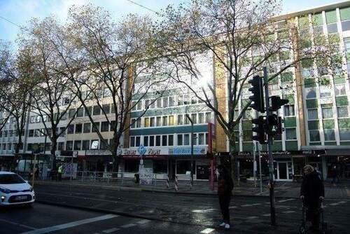 City-Hausansicht - Citylage Mülheim-Mitte Wohn-und Geschäftshaus-Mehrfamilienhaus mit 11 Wohnungen und zwei Gewerbeeinheiten