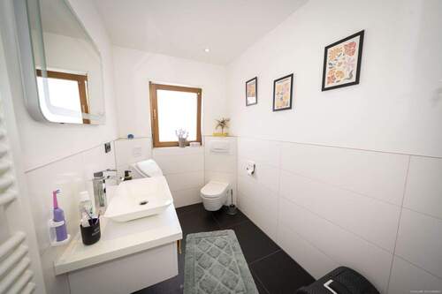 Badezimmer 2. Obergeschoss - 