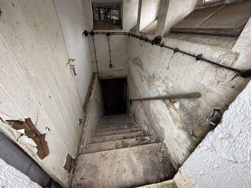 Zugang Luftschutzraum - 