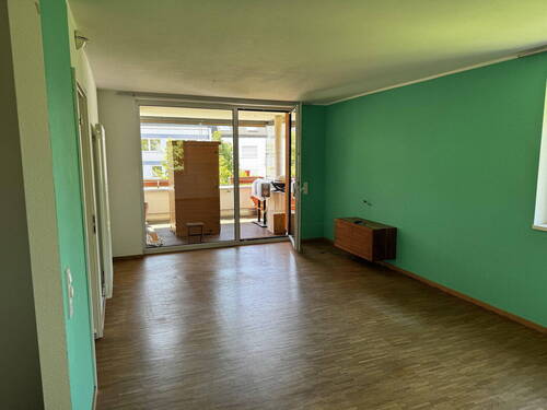 Wohnzimmer - 4 Zimmer Etagenwohnung zum Kaufen in Freiburg im Breisgau